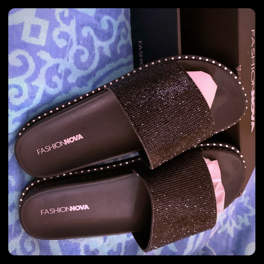 Fashion Nova Womens “Glam You Up” Slides